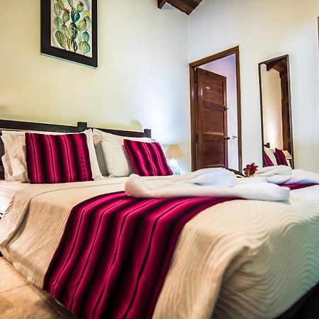 Hotel El Pequeno Gecko Verde Sámara Eksteriør bilde