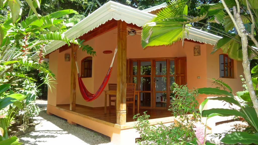 Hotel El Pequeno Gecko Verde Sámara Eksteriør bilde