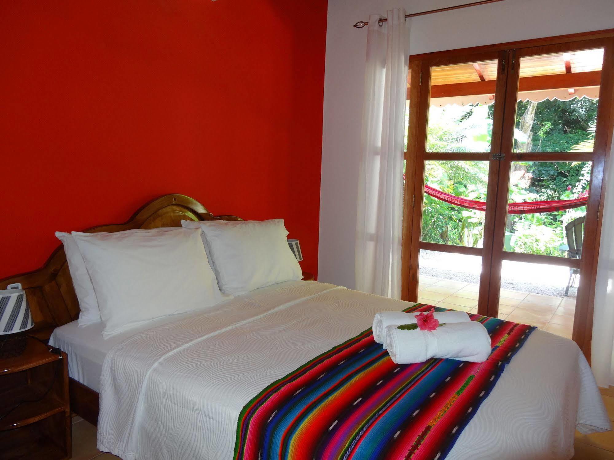 Hotel El Pequeno Gecko Verde Sámara Eksteriør bilde