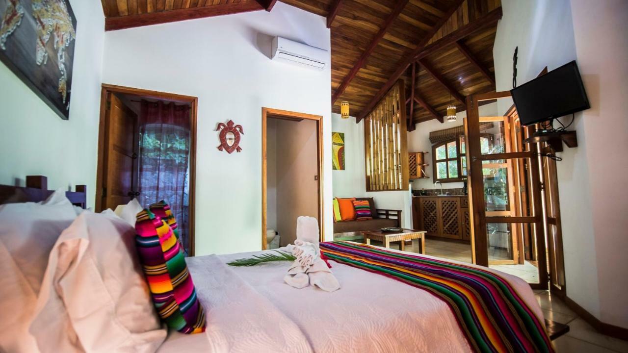 Hotel El Pequeno Gecko Verde Sámara Eksteriør bilde