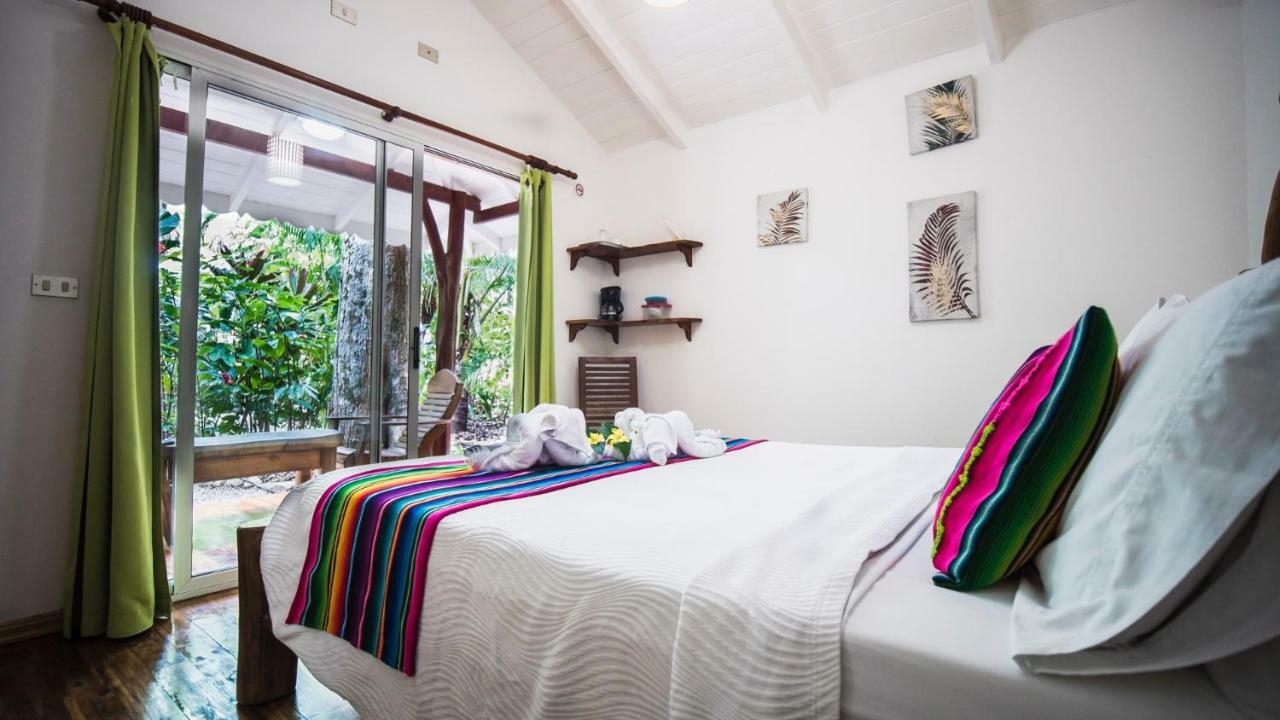 Hotel El Pequeno Gecko Verde Sámara Eksteriør bilde