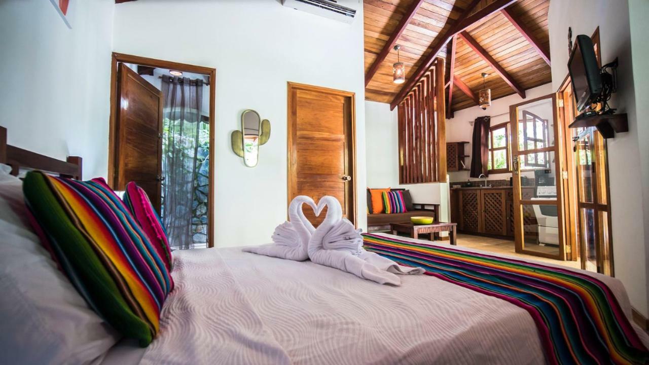 Hotel El Pequeno Gecko Verde Sámara Eksteriør bilde